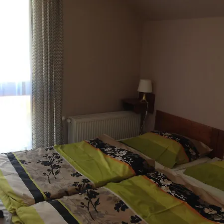 Tölgyfa 3*